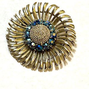 LISNER Signed Vintage AB Blue Rhinestone Metal Work Flower BROOCH Silver Tone